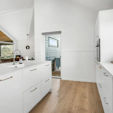 Edmond - 995m From The Sea By Interhome